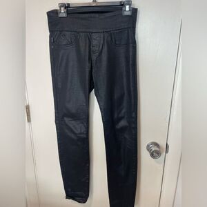 Rock & Republic Sz 8 Denim RX Slimming Denim "Fever" B lack Faux-Leather jeans